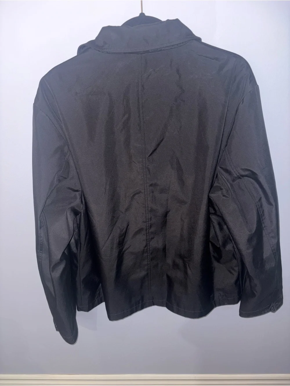 Banana Republic Men’s Lightweight Zip-Up Jacket in size L